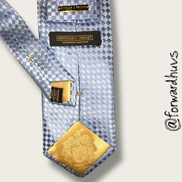 Donald J. Trump Signature Collection Neck Tie – 100% Silk Light Blue Checked - Picture 5 of 9